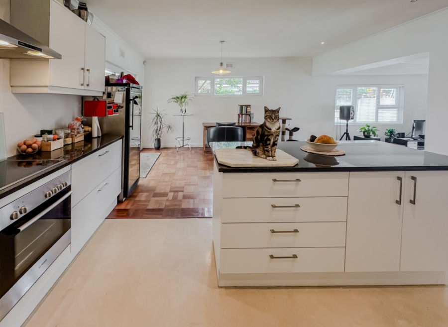 3 Bedroom Property for Sale in Claremont Western Cape